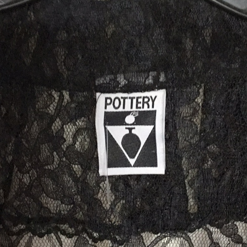 Lace blouse - Picture 2 of 6